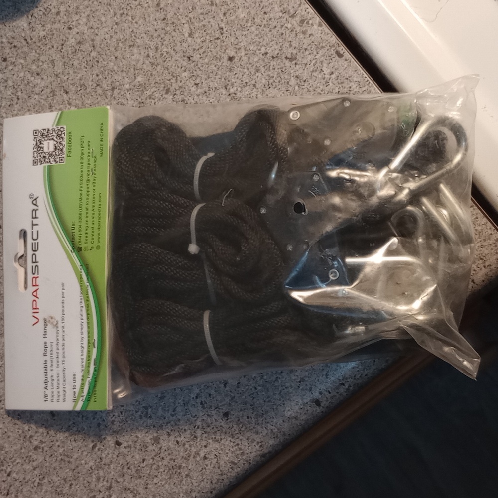 Pro Series Grow Light Hanger Straps - Black